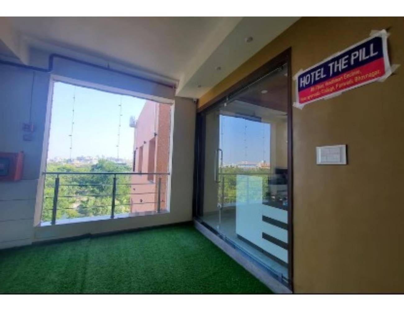 Hotel The Pill, Bhavnagar Exterior photo